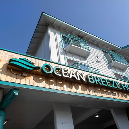 Oyo Ocean Breeze Hotel At ลินคอล์น ซิตี้ ภายนอก รูปภาพ